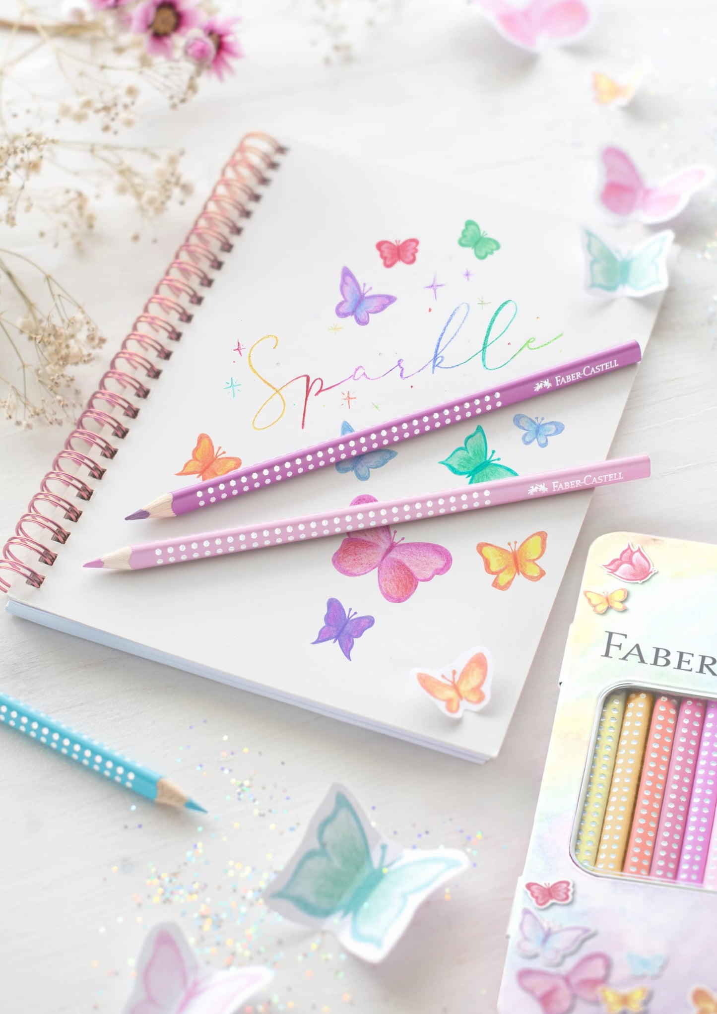 Faber-Castell - Matite colorate Sparkle Pastel, confezione da 12 pezzi, scatola in metallo